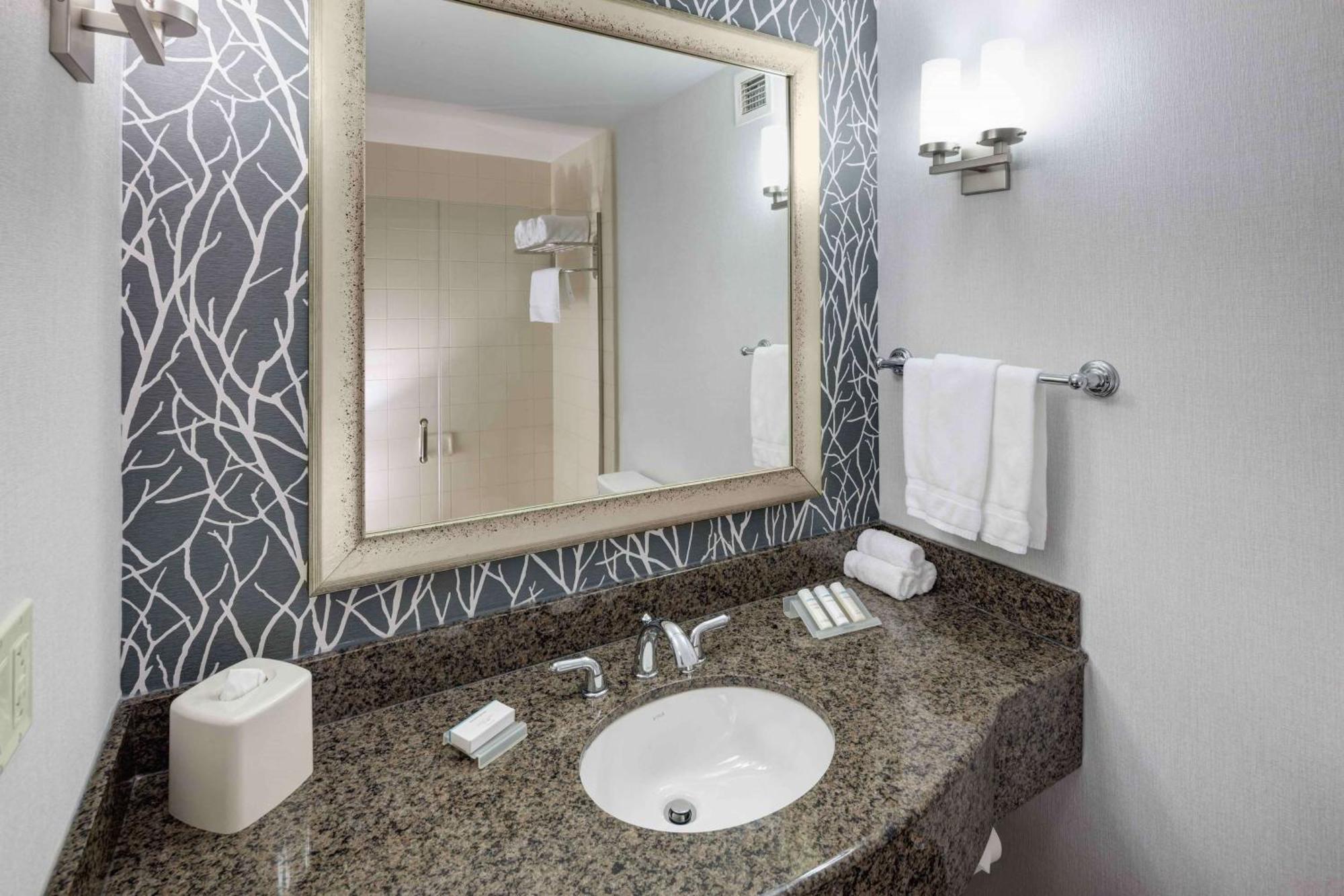 Hilton Garden Inn Detroit/Novi Extérieur photo