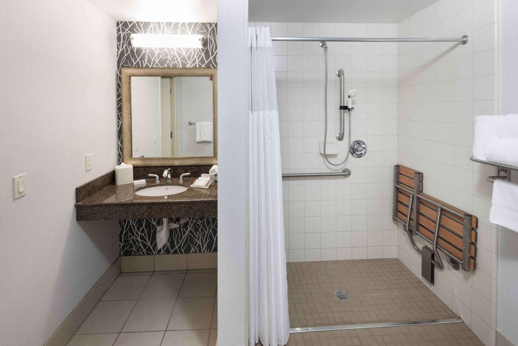 Hilton Garden Inn Detroit/Novi Extérieur photo