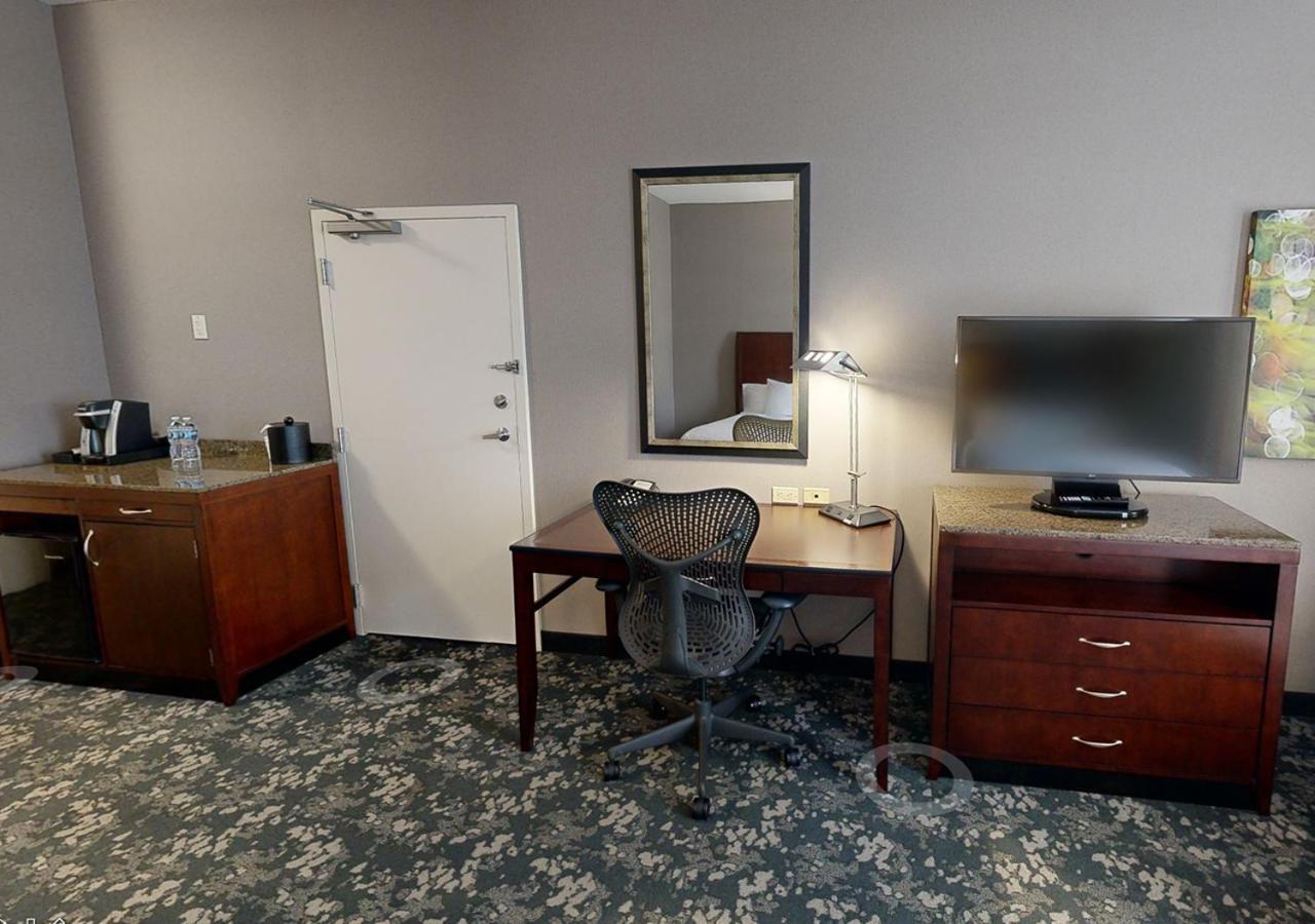 Hilton Garden Inn Detroit/Novi Extérieur photo